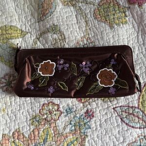 Source Unknown Brown Floral Clutch